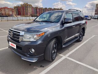 2012 Toyota Land Cruiser 200 Series Рестайлинг 1, серый, 3200000 рублей, вид 1