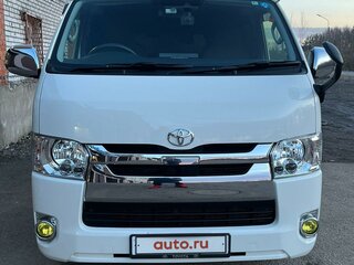 2018 Toyota HiAce H200 Рестайлинг, белый, 3650000 рублей, вид 2