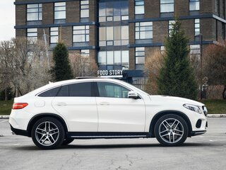 2015 Mercedes-Benz GLE Coupe 400 I (C292), белый, 3999999 рублей, вид 4