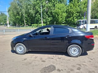 2016 Kia Rio III Рестайлинг, чёрный, 969000 рублей, вид 5