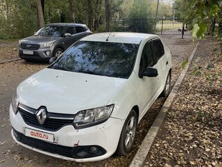 2014 Renault Logan II, белый, 400000 рублей, вид 2