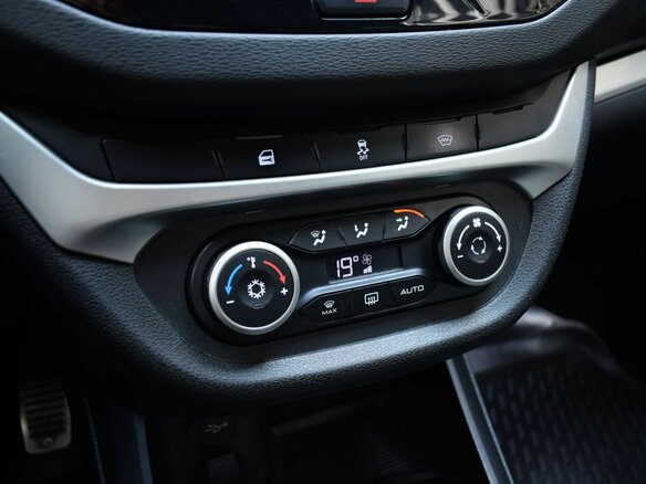 2020 Lada (ВАЗ) Vesta SW I, коричневый, 1045000 рублей - вид 14