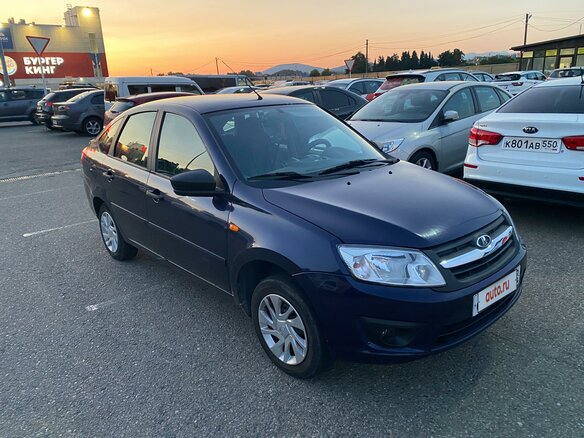 2015 Lada (ВАЗ) Granta I, синий, 570000 рублей - вид 2