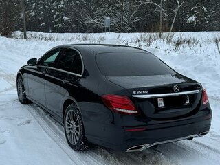 2018 Mercedes-Benz E-Класс 220 d V (W213, S213, C238), чёрный, 3200000 рублей, вид 5