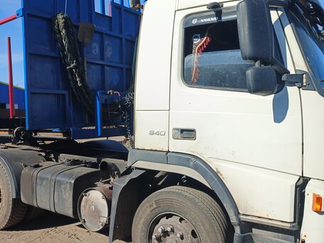 2006 Volvo FM, белый, 1400000 рублей, вид 2