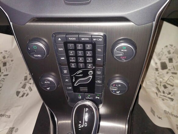 2014 Volvo V40 II, белый, 1200000 рублей - вид 18