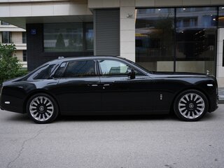 2021 Rolls-Royce Phantom VIII (Series I), чёрный, 49000000 рублей, вид 5