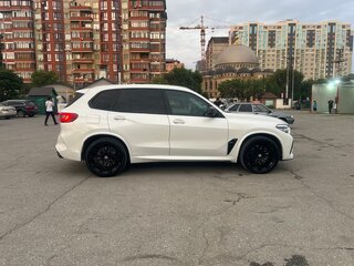 2019 BMW X5 30d IV (G05/G18), белый, 5600000 рублей, вид 5