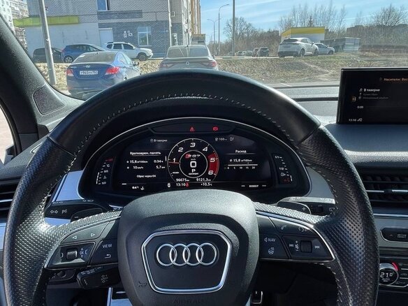 2017 Audi Q7 II (4M), белый, 4800000 рублей - вид 16