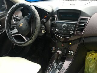 2011 Chevrolet Cruze I, чёрный, 750000 рублей, вид 5