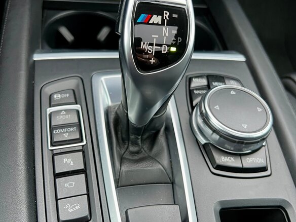 2015 BMW X5 40d III (F15), серый, 3200000 рублей - вид 10