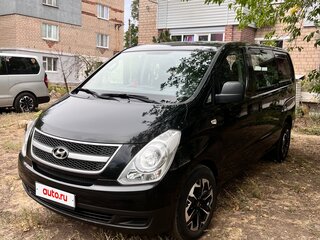 2010 Hyundai H-1 II, чёрный, 2000000 рублей, вид 1