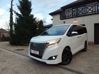2016 Toyota Esquire I, белый, 2220000 рублей, вид 1