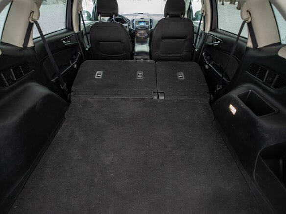 2018 Ford Edge II Рестайлинг, серый, 1825968 рублей - вид 2