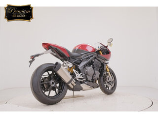 2022 Triumph Speed Triple, красный, 1350000 рублей, вид 5