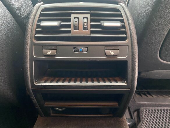 2009 BMW 7 серии 740i V (F01/F02/F04), белый, 1850000 рублей - вид 22