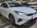 2021 Kia K3 II Рестайлинг, белый, 3500000 рублей - вид 1