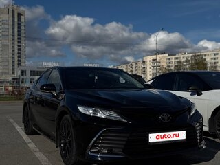 2021 Toyota Camry VIII (XV70) Рестайлинг, чёрный, 2850000 рублей, вид 2