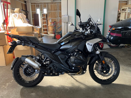 2024 BMW R 1300 GS, чёрный, 2200000 рублей, вид 1