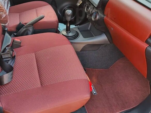 2022 Toyota Hilux VIII Рестайлинг 2, белый, 4950000 рублей - вид 4