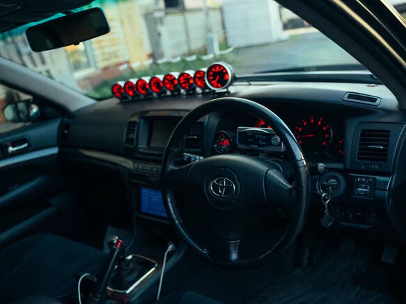 2001 Toyota Mark II IX (X110), серый, 5000000 рублей - вид 10