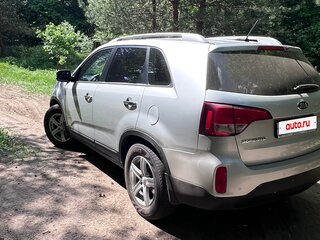 2018 Kia Sorento II Рестайлинг, серебристый, 2300000 рублей, вид 4