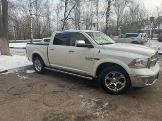 2018 Ram 1500 Crew Cab IV (DS/DJ), белый, 5590000 рублей, вид 4