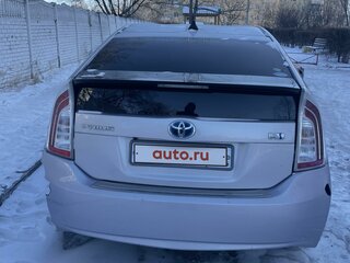 2013 Toyota Prius III Рестайлинг (XW30), серый, 1280000 рублей, вид 4