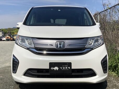 Honda Stepwgn V