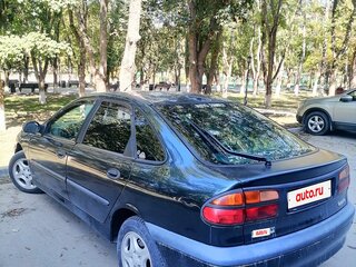 1998 Renault Laguna I, зелёный, 199999 рублей, вид 4