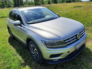2018 Volkswagen Tiguan II, серый, 2490000 рублей, вид 1