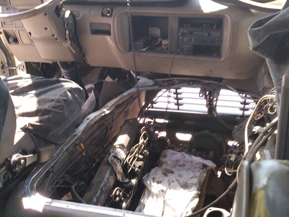 1998 Toyota Coaster, белый, 314000 рублей - вид 6