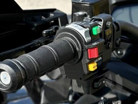 2024 BRP Can-Am Outlander Max XT-P 1000R, жёлтый, 1720000 рублей, вид 3
