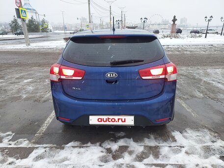 2015 Kia Rio III Рестайлинг, синий, 770000 рублей, вид 4
