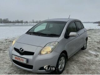 2009 Toyota Vitz II (XP90), серый, 680000 рублей, вид 1