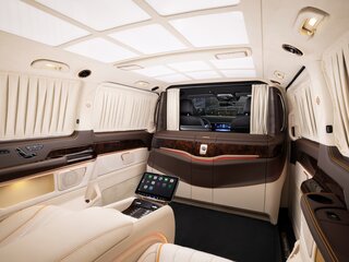 2026 Mercedes-Benz V-Класс Extra Long 300 d экстра длинный III (W447) Рестайлинг 2, чёрный, 44990000 рублей, вид 4
