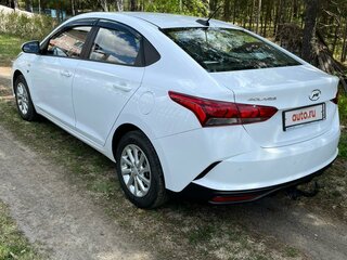 2021 Hyundai Solaris II Рестайлинг, белый, 1550000 рублей, вид 4
