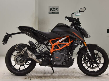 2024 KTM 390 Duke, чёрный, 399300 рублей, вид 1