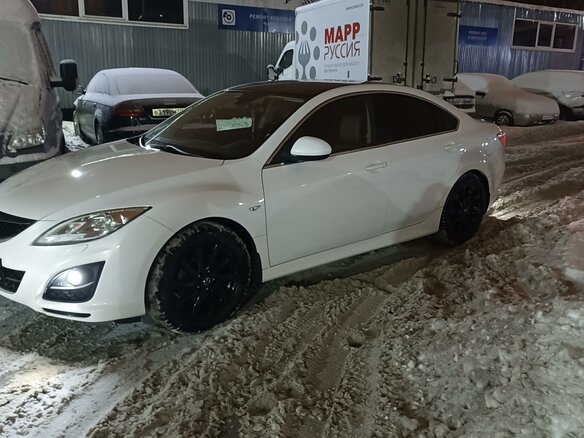 2011 Mazda 6 II (GH) Рестайлинг, белый, 890000 рублей - вид 3