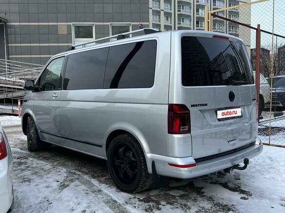 2020 Volkswagen Multivan T6 Рестайлинг, серый, 4700000 рублей - вид 1