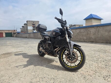 2016 Yamaha MT-07 (FZ-07), серебристый, 540000 рублей, вид 1