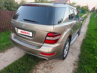 2009 Mercedes-Benz M-Класс 320 II (W164) Рестайлинг, серый, 1500000 рублей, вид 4