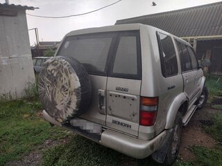 1999 Isuzu Bighorn II, серый, 977000 рублей, вид 3