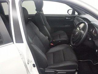 2015 Toyota Corolla Fielder XI (E160, E170, E180) Рестайлинг 1, белый, 1475000 рублей, вид 5