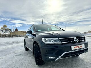2019 Volkswagen Tiguan II, чёрный, 2500000 рублей, вид 1