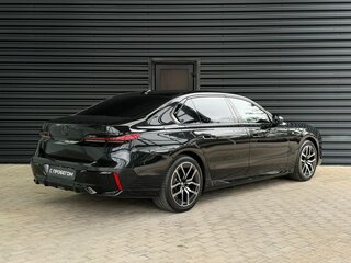 2024 BMW 7 серии 740d xDrive VII (G70), чёрный, 14500000 рублей, вид 5