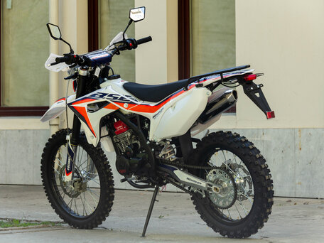 2023 BSE Z6, оранжевый, 245000 рублей, вид 3