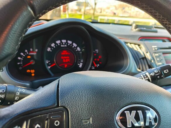 2013 Kia Sportage III, серебристый, 1500000 рублей - вид 20