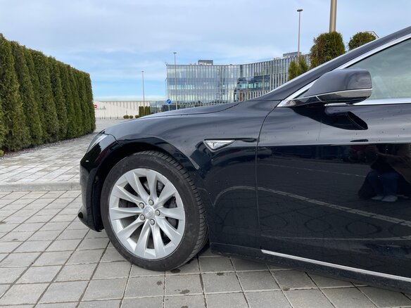 2016 Tesla Model S 75 I Рестайлинг, чёрный, 2990000 рублей - вид 7