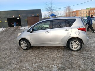 2012 Toyota Ractis II, серый, 1320000 рублей, вид 5